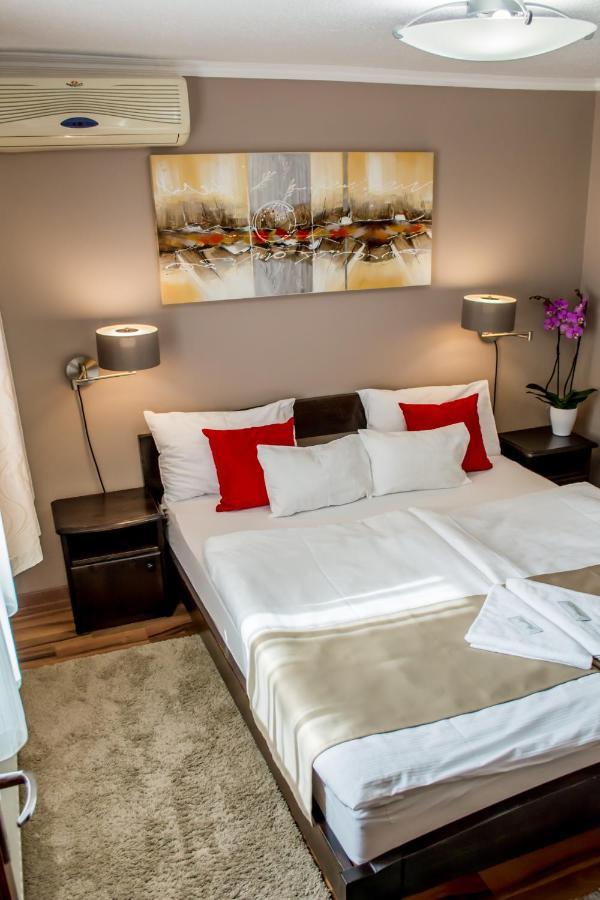 Medora Park - Bagolyvar Apartmanhaz Gárdony 외부 사진